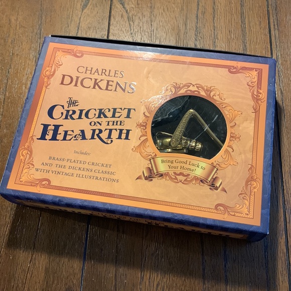 Charles Dickens ‘The Cricket on the Hearth’ Book & Brass Plated Cricket Gift Set - Picture 10 of 10